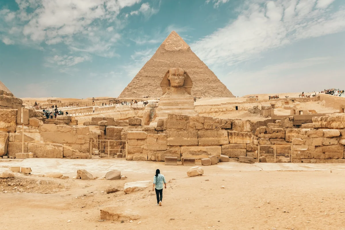 Cairo Pyramids and Egyptian Museum Day Tour 3
